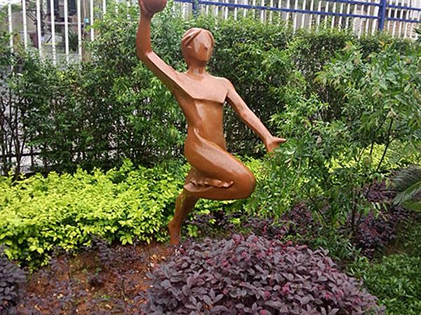 雕塑的(de)幾大(dà)種類