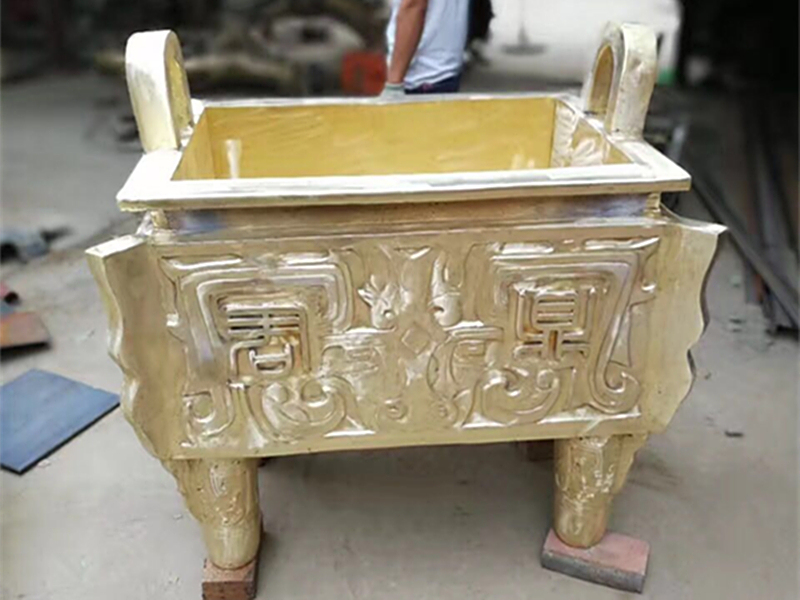 水(shuǐ)府廟君鼎酒店(diàn)鑄銅鼎