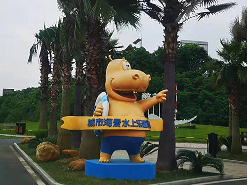 卡通(tōng)雕塑2